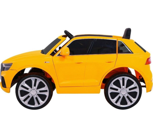 Дитяча акумуляторна машинка Audi Q8 Жовта Дитяча акумуляторна машинка Audi Q8 Жовта
