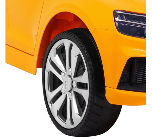 Дитяча акумуляторна машинка Audi Q8 Жовта Дитяча акумуляторна машинка Audi Q8 Жовта