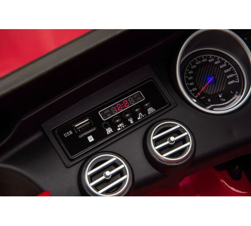 Дитяча акумуляторна машинка Mercedes Benz GLC63S Червона