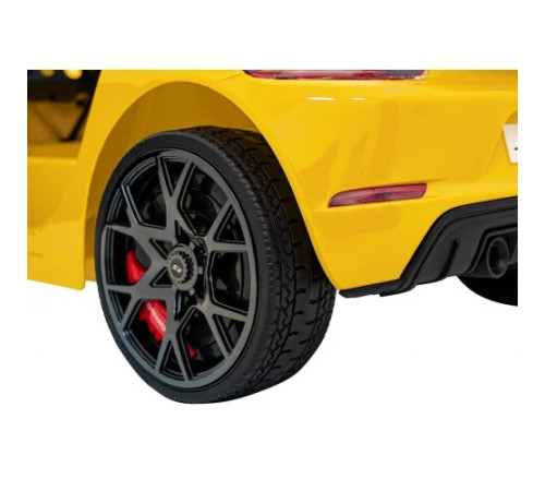 Дитяча акумуляторна машинка Porsche 718 Жовта Дитяча акумуляторна машинка Porsche 718 Жовта