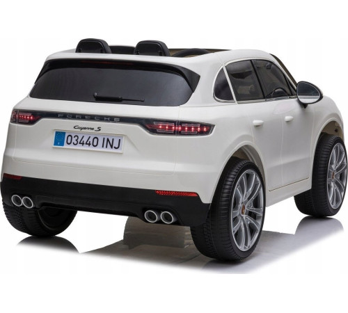 Дитяча акумуляторна машинка Porsche Cayenne S Біла Дитяча акумуляторна машинка Porsche Cayenne S Біла