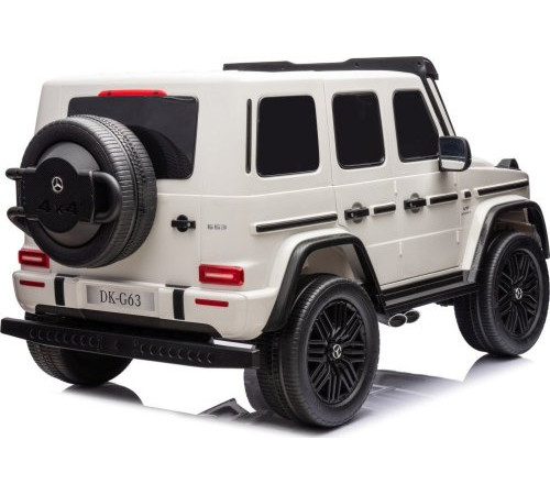 Дитяча акумуляторна машинка Mercedes Benz G63 AMG XXL Біла Дитяча акумуляторна машинка Mercedes Benz G63 AMG XXL Біла
