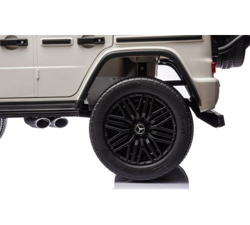 Дитяча акумуляторна машинка Mercedes Benz G63 AMG XXL Біла Дитяча акумуляторна машинка Mercedes Benz G63 AMG XXL Біла