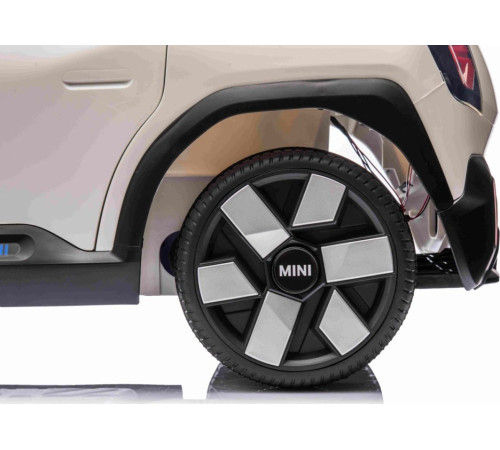 Дитяча акумуляторна машинка Mini Concept Aceman Біла Дитяча акумуляторна машинка Mini Concept Aceman Біла