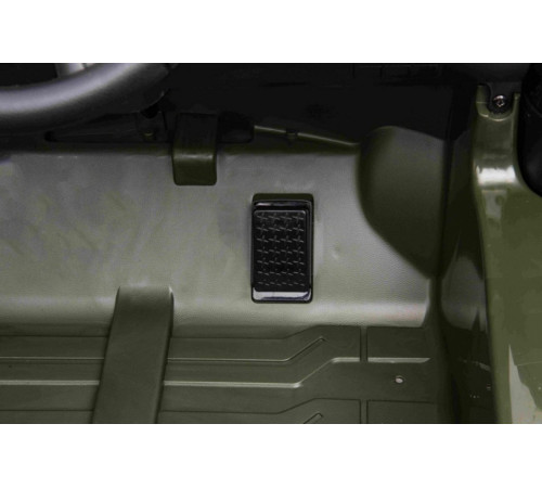 Дитяча акумуляторна машинка Toyota Land Cruiser Зелена