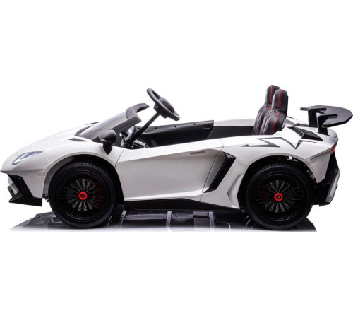 Дитяча акумуляторна машинка Lamborghini Aventador SV Біла Дитяча акумуляторна машинка Lamborghini Aventador SV Біла