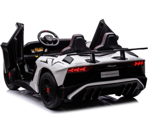 Дитяча акумуляторна машинка Lamborghini Aventador SV Біла Дитяча акумуляторна машинка Lamborghini Aventador SV Біла