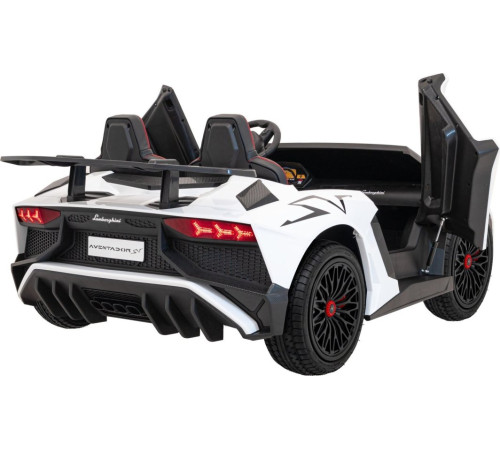 Дитяча акумуляторна машинка Lamborghini Aventador SV Біла Дитяча акумуляторна машинка Lamborghini Aventador SV Біла