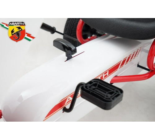 Дитячий педальний картинг ABARTH Білий Дитячий педальний картинг ABARTH Білий