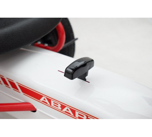 Дитячий педальний картинг ABARTH Білий Дитячий педальний картинг ABARTH Білий