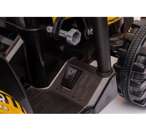 Дитячий акумуляторний трактор MEGA D68 Дитячий акумуляторний трактор MEGA D68