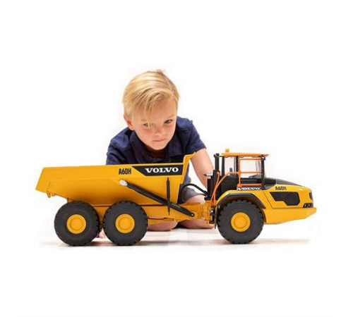 Модель Bruder Самоскид Volvo A60H 1:16 (02455) Модель Bruder Самоскид Volvo A60H 1:16 (02455)