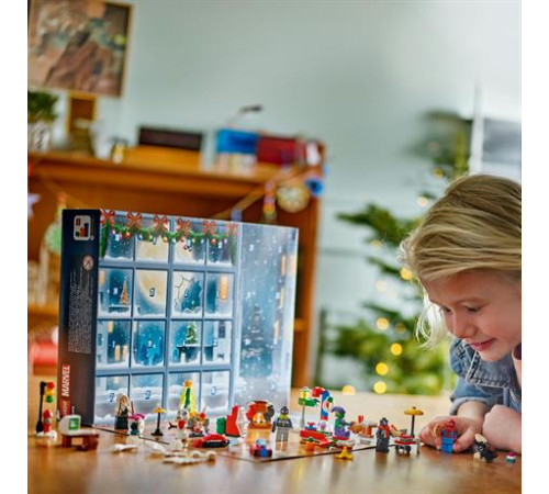 Новорічний адвент-календар 2024 LEGO Marvel Людина-павук 246 деталей (76293) Новорічний адвент-календар 2024 LEGO Marvel Людина-павук 246 деталей (76293)
