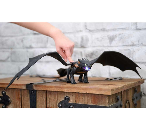 Дракон Беззубик Spin Master, "Як приборкати дракона" із звуковими та світловими ефектами