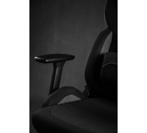 Ігрове крісло з тканини SENSE7 Sentinel, чорно-сірий Ігрове крісло з тканини SENSE7 Sentinel, чорно-сірий