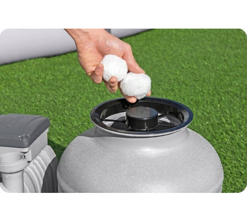 Насос з піщаним фільтром Bestway 58499 8327 л/год та фільтрувальними кульками