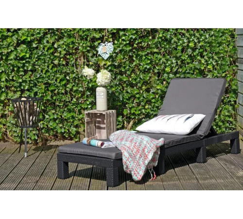 Шезлонг Keter Daytona Deluxe з матрацом, 195 х 65 х 25,5 см - графіт